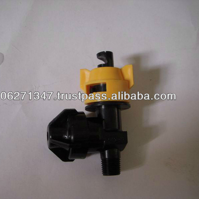 PP Plastic Full Cone or Flat Fan Spray Nozzle with Check Valve and Cattle Farm Cooling