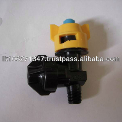 PP Plastic Full Cone or Flat Fan Spray Nozzle with Check Valve and Cattle Farm Cooling