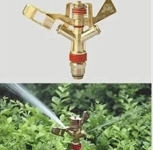 360 Degree Rotating Garden Sprinkler Head in Alloy for Consistent Water Distribution